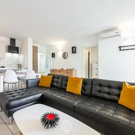 Appartamento Via Giardini House *