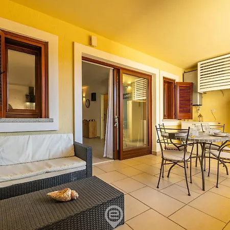 Appartamento Via Giardini House Villasimius