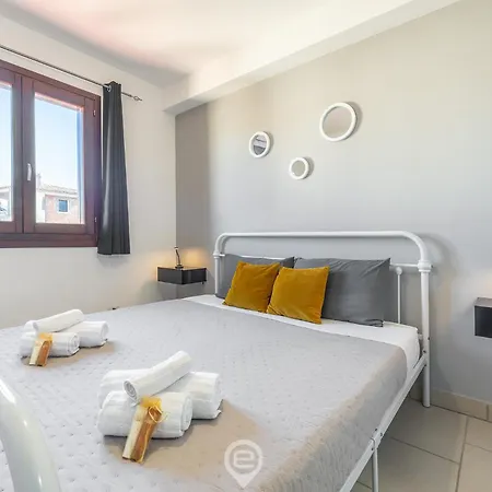 Via Giardini House *