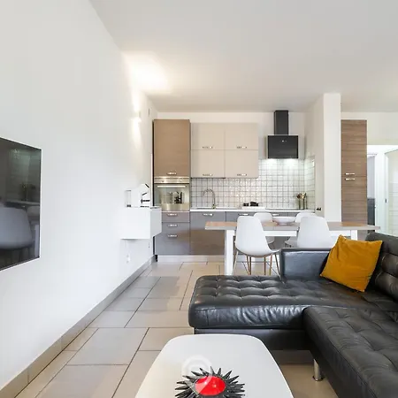 Appartamento Via Giardini House *