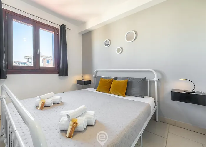 Via Giardini House *